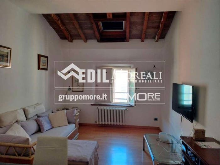 Appartamento trilocale in affitto in Piazza Mazzini, Centro Storico, Modena
