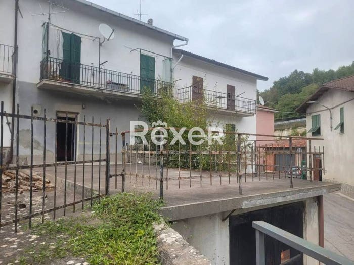 Casa trilocale in vendita in Località Pianissolo, Pianissolo, Roccavignale