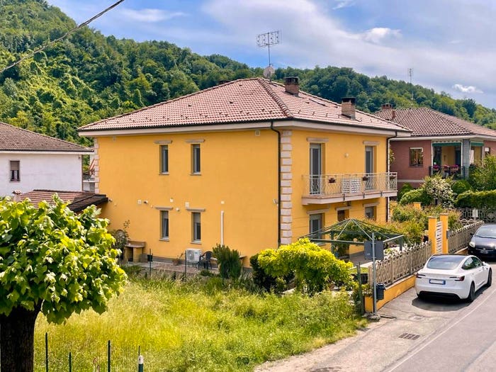 Casa con 6 locali in vendita in Via Santa Fede, Cavagnolo