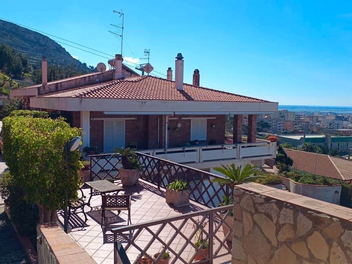 Casa con 6 locali in vendita in Via dell'Ostello, Casa Santa, Erice