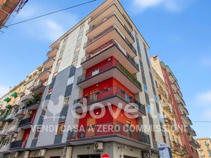 Appartamento quadrilocale in vendita in Via Temenide, Tre Carrare, Taranto