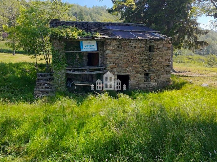 Casa con 5 locali in vendita in Via Luatera, Frassinetto
