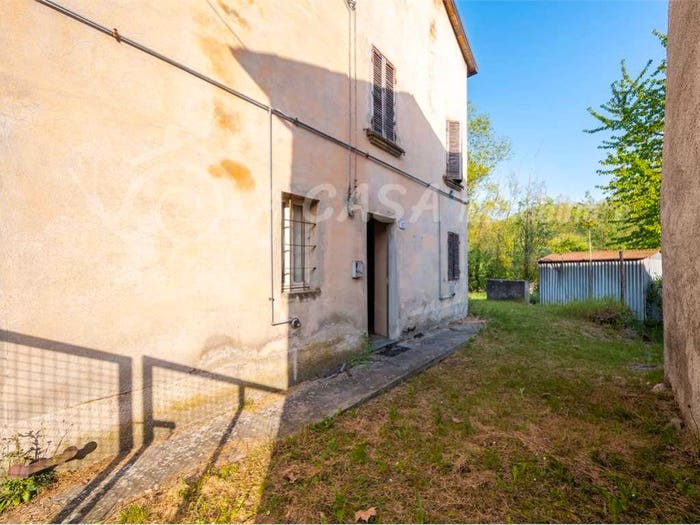 Casa con 5 locali in vendita in strada val sporzana, Fornovo di Taro