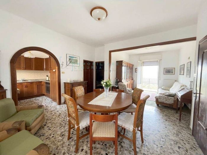 Casa quadrilocale in vendita in Cesio via san gottardo, Centro, Cesio