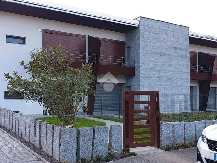 Casa trilocale in vendita in Via S Padre Pio, Castelbelforte