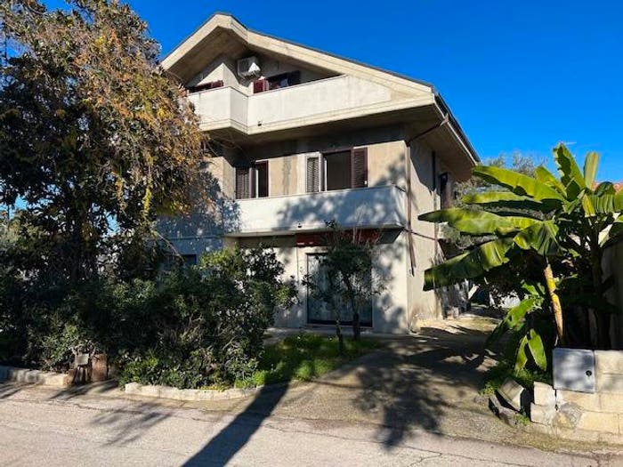 Appartamento quadrilocale in vendita in Via Tirino, Fontanelle, Pescara