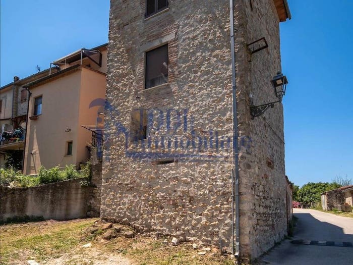Casa trilocale in vendita in Dunarobba Avigliano Umbro, Dunarobba, Avigliano Umbro