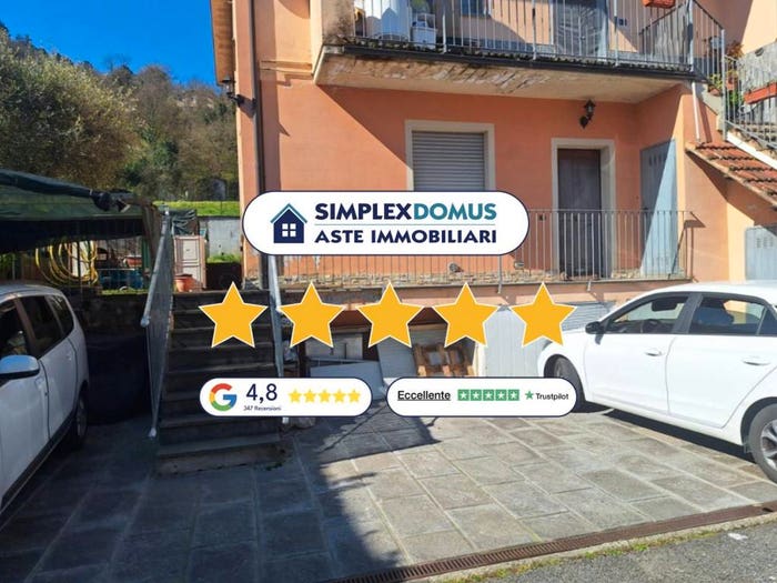 Appartamento trilocale in vendita in Localita' al Sano, Centro, Gallicano