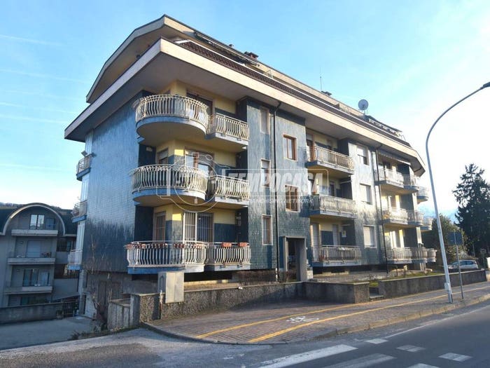 Appartamento trilocale in vendita in Via Giacomo Matteotti, Centro, Borgo San Dalmazzo