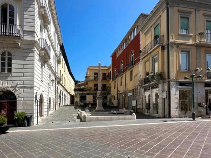 Appartamento bilocale in vendita in Via Giovanni De Vita, Centro Storico, Benevento