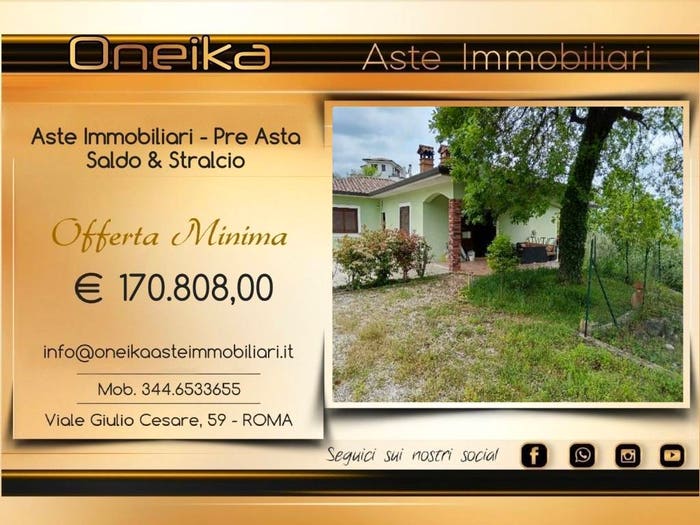 Casa con 6 locali in vendita in Via Peola, Cassino
