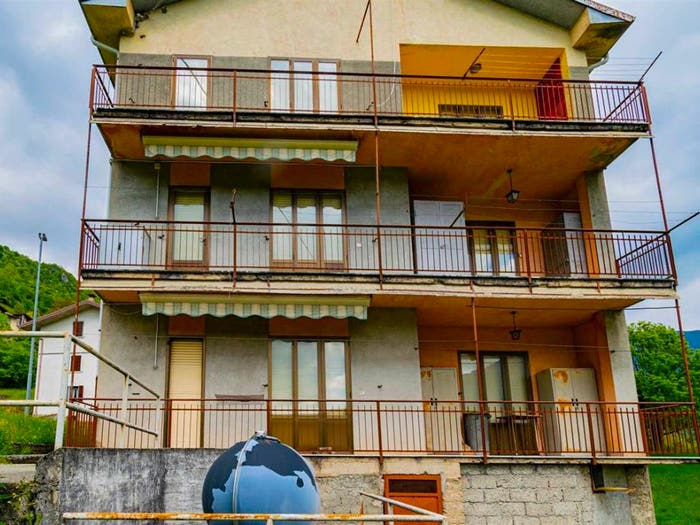 Appartamento quadrilocale in vendita in Via Teggiolo, Zorzone, Oltre il Colle