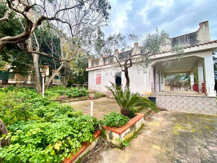 Casa trilocale in vendita in Via Don Luigi Sturzo, Fondo Dominici, Carini