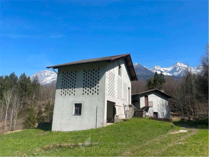 Casa con 5 locali in vendita in Frazione Crino snc, Crino, Baceno