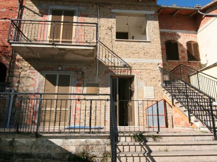 Casa con 5 locali in vendita in Croce, Lucignano