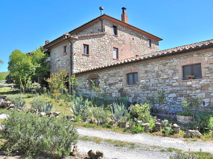 Casa con 5 locali in vendita in Vocabolo Palombaro, Montegabbione
