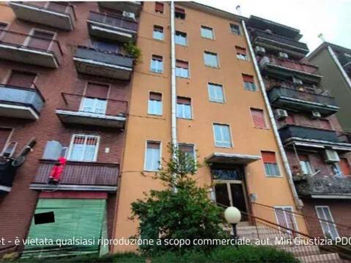 Appartamento trilocale in vendita in Via Natale Lucca SNC, San Rocco, Monza