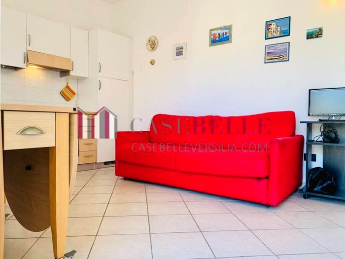 Appartamento bilocale in affitto in Via U Foscolo, Lido di Camaiore, Camaiore
