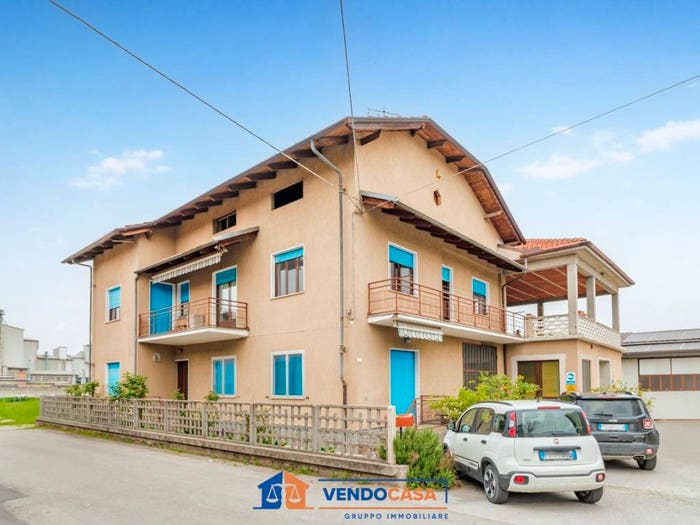 Casa con 6 locali in vendita in Via Dietro Fossati Nord, Centro, Villafalletto