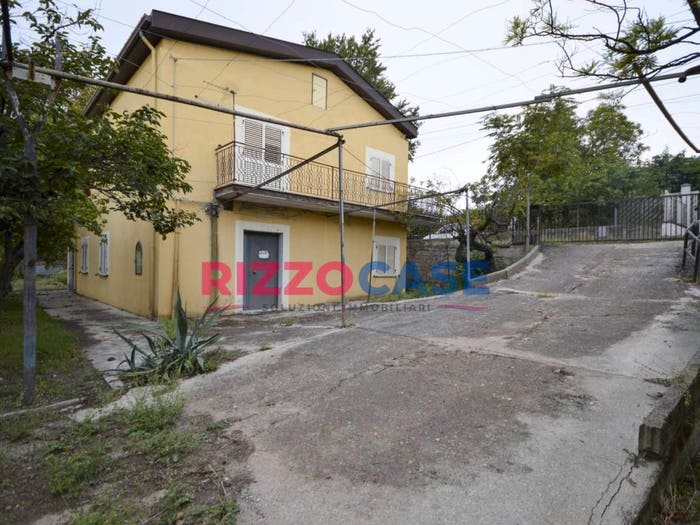 Casa con 6 locali in vendita in Via Serra Crispo, Centro, Castrovillari