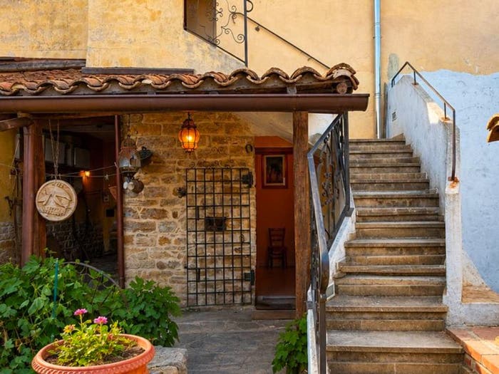 Casa quadrilocale in vendita in Piazza Giuseppe Garibaldi, Suelli