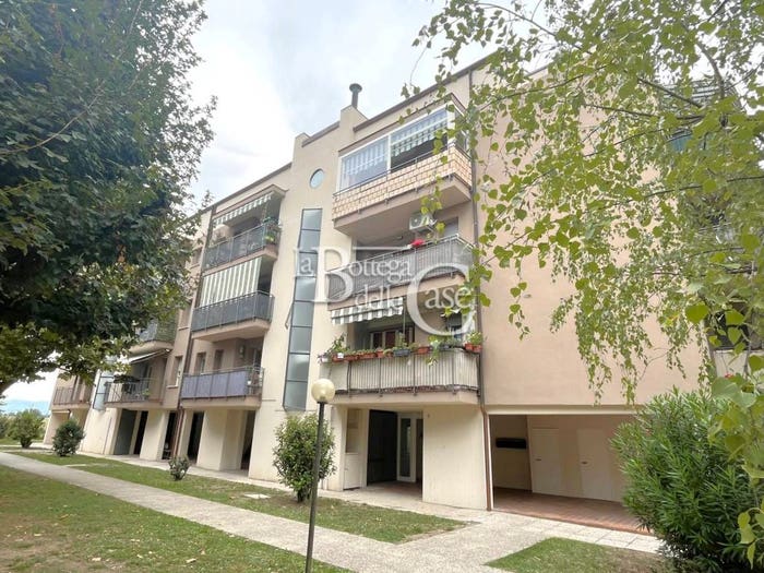 Appartamento con 5 locali in vendita in Medicina, Medicina Buda