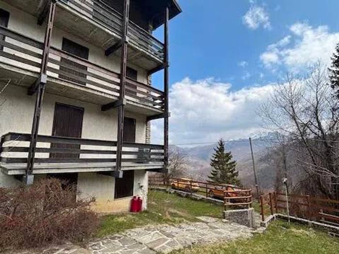 Appartamento bilocale in vendita in Ferriere