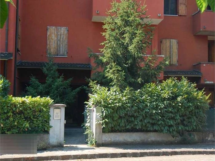 Casa con 5 locali in vendita in strada Albareto, Crocetta, Modena