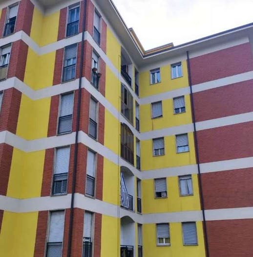 Appartamento quadrilocale in vendita in Via Varese, Ternate