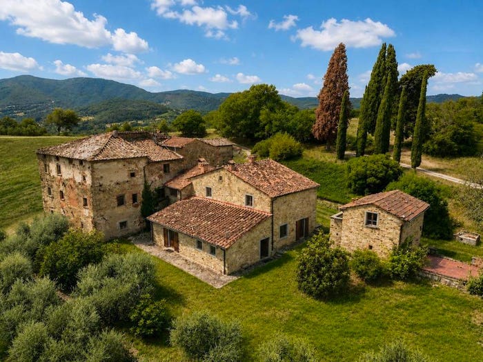 Casa con 6 locali in vendita in Località Toppole, Anghiari