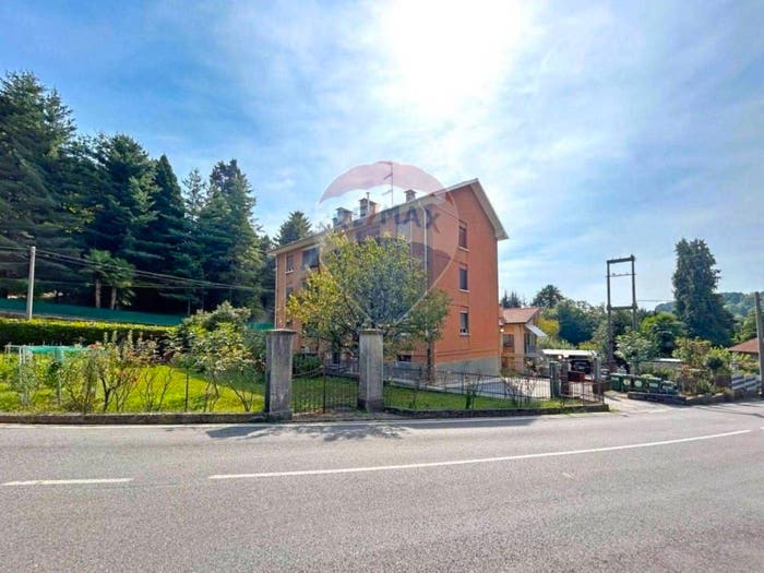 Appartamento trilocale in vendita in Via Verbano, Centro, Arona