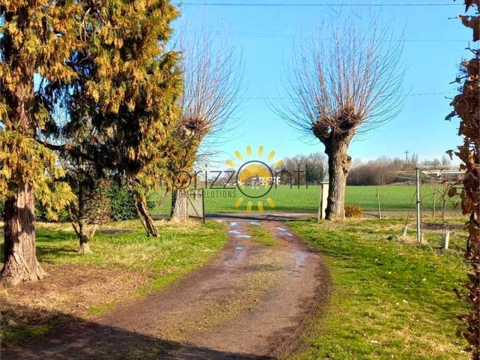 Casa con 6 locali in vendita in Santa Croce, Carpi