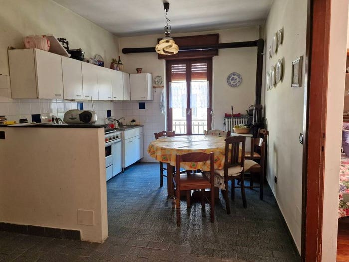 Appartamento trilocale in vendita in Via Cagnoletti, Torre di Santa Maria