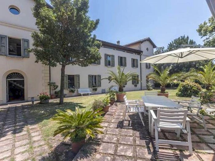 Appartamento con 6 locali in vendita in Via del Pino, Ozzano dell'Emilia