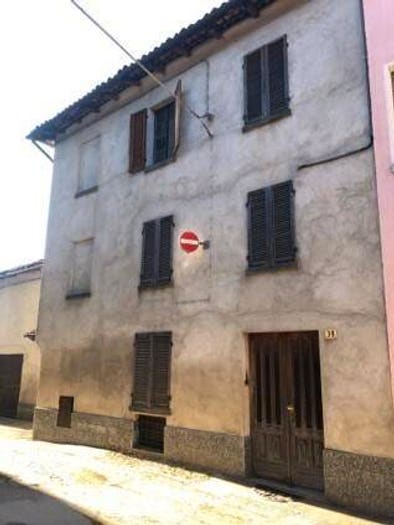 Appartamento quadrilocale in vendita in Via Fransceso Albertino, Centro, Mango
