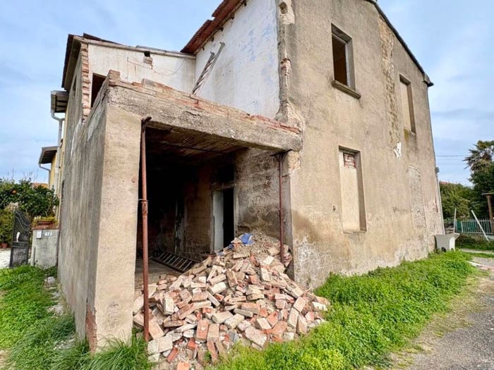 Casa con 6 locali in vendita in Centro, Capannoli