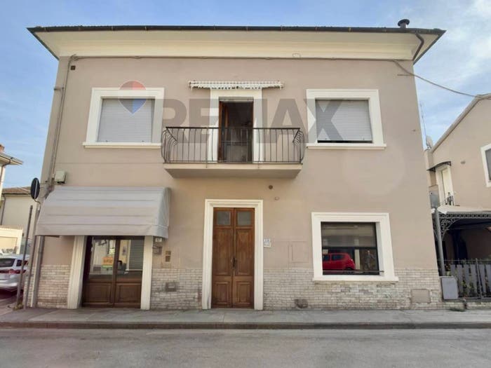 Appartamento con 5 locali in vendita in Via Domenico Bartoloni, Carraia Torricelli, Empoli