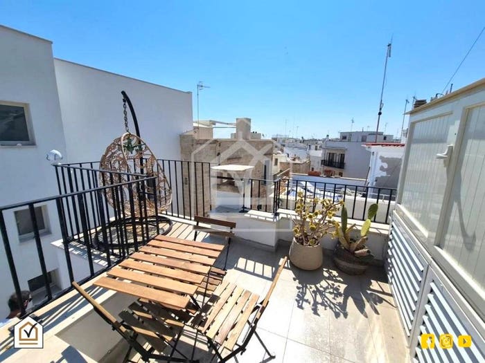 Casa bilocale in vendita in Via San Benedetto, Centro, Polignano a Mare