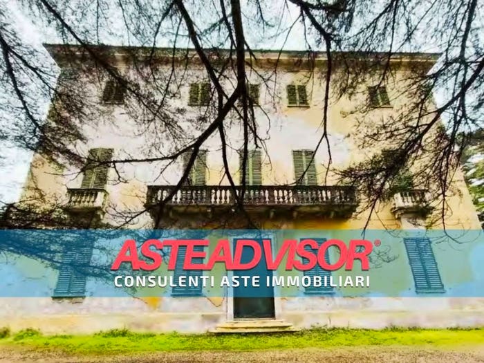 Casa con 6 locali in vendita in Corso Piave, Novi Ligure