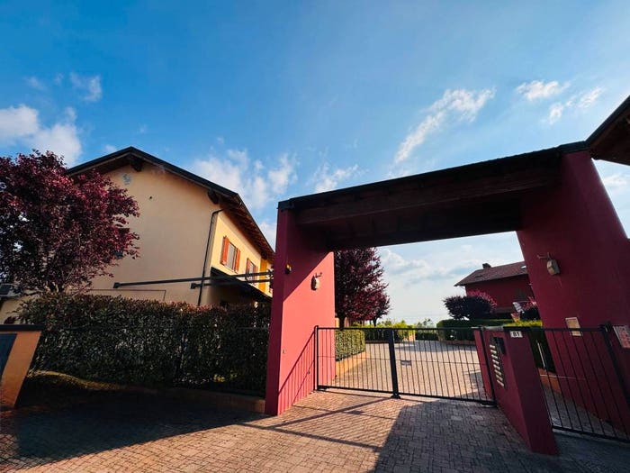Appartamento con 5 locali in vendita in Via Emilio Visconti Venosta, Bandito, Bra