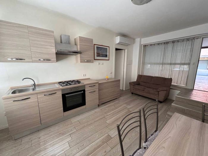 Appartamento bilocale in affitto in Via Santa Caterina, Piscina, Legnano