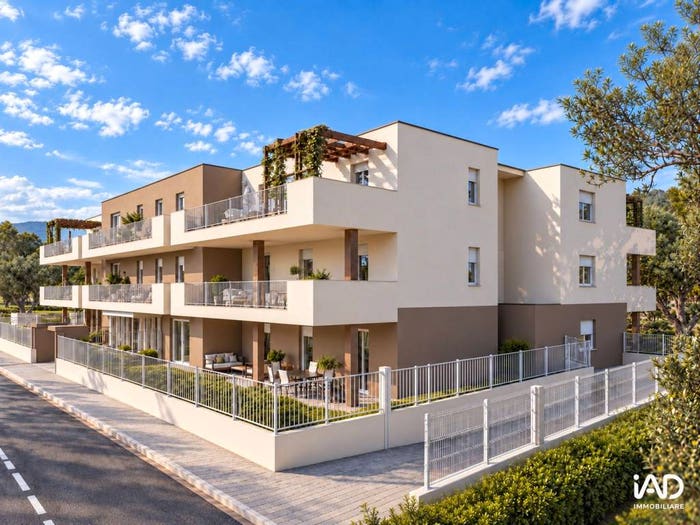 Appartamento trilocale in vendita in Via Sant Angela Merici, Centro, Montichiari
