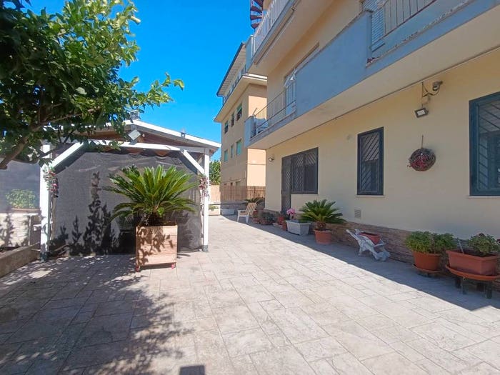 Appartamento trilocale in vendita in Via Ardeatina, Lido di Cincinnato Sirene, Anzio