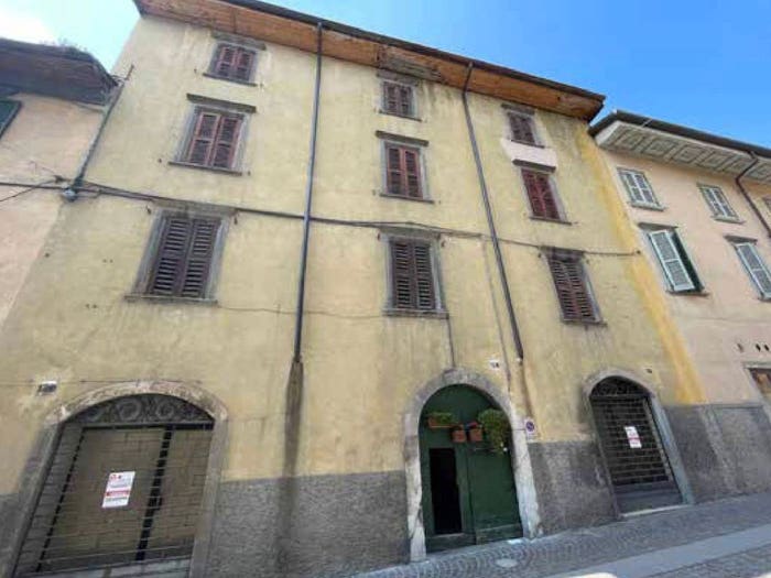 Appartamento trilocale in vendita in Via Giuseppe Mazzini, Centro, Albino