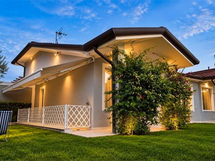 Casa con 6 locali in vendita in Via Duca d'Aosta, Centro, Forte dei Marmi
