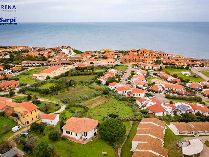 Casa con 6 locali in vendita in Via Giovanni Pascoli, La Ciaccia, Valledoria