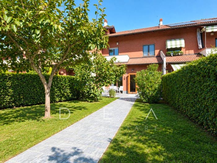 Casa con 6 locali in vendita in VIA SAN PANCRAZIO, Druento