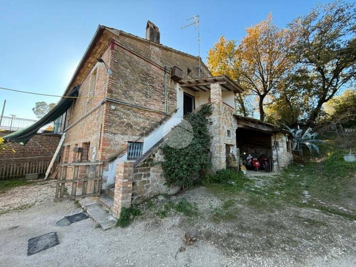 Casa quadrilocale in vendita in Strada Poggio, Otricoli