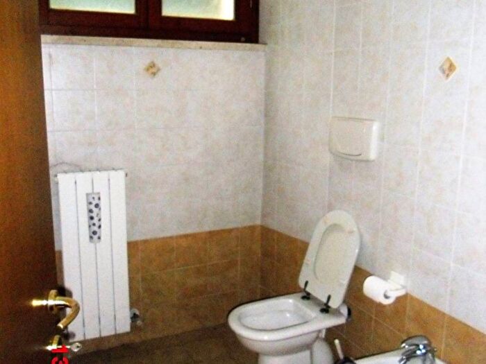 Appartamento trilocale in vendita in Via Giovanni Antonio Campano, Centro, Teramo