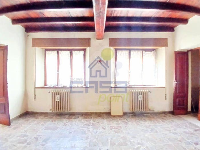 Casa con 6 locali in vendita in Via Garibaldi, San Martino dall'Argine